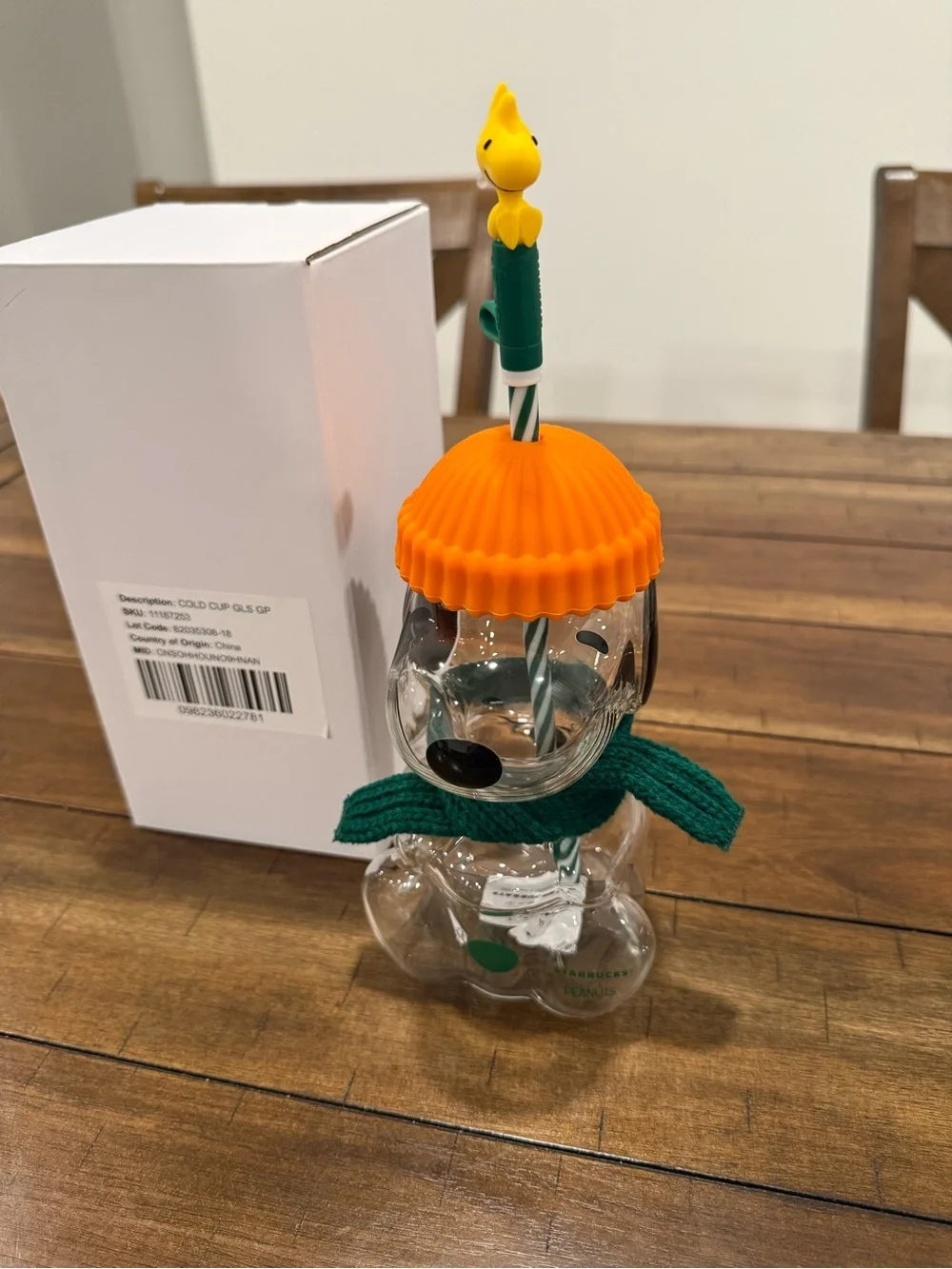 2026 STARBUCKS X PEANUTS SNOOPY GLASS COLD CUP
